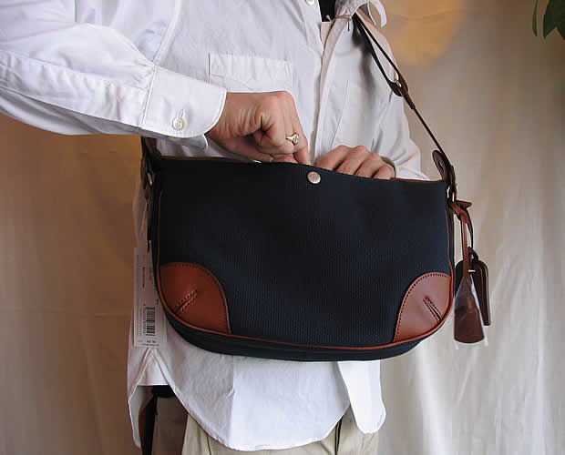 aniary�@(�A�j�A��)�@AC-03-01